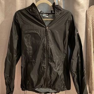 columbia rain jacket/ wind breaker